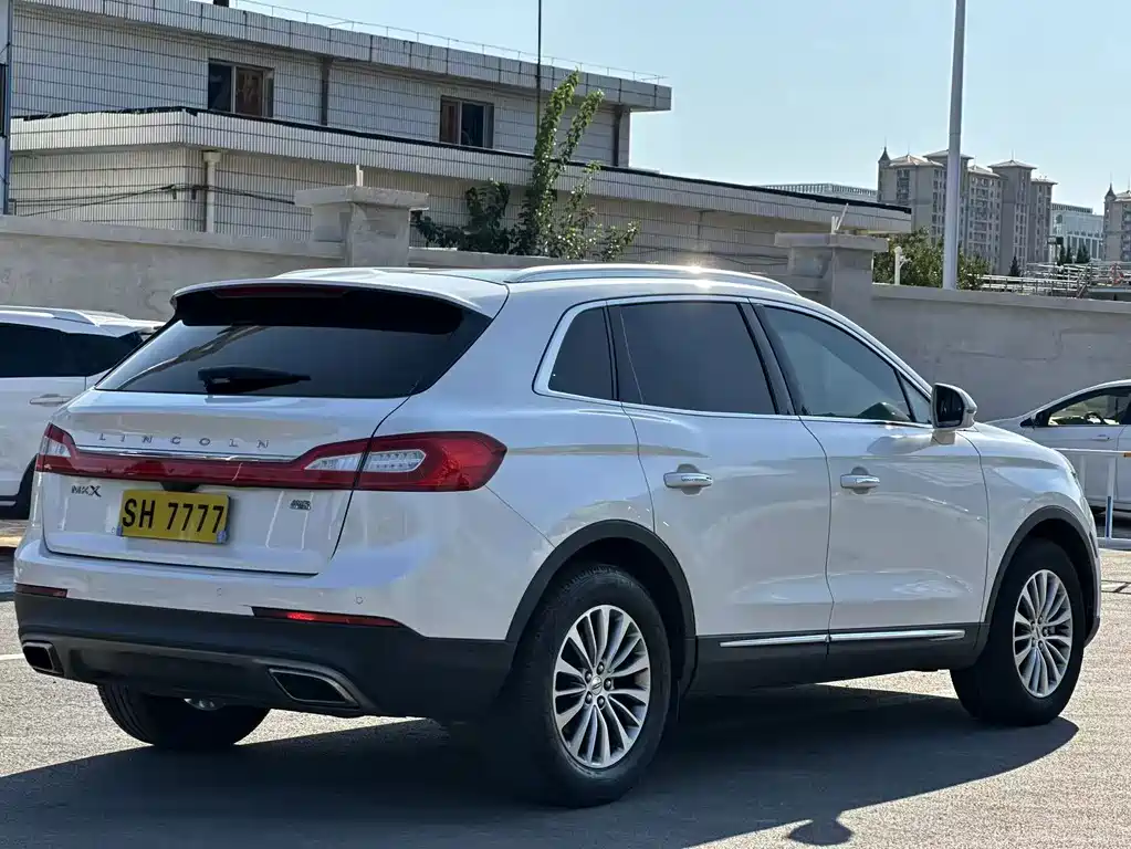 Lincoln MKX — миниатюра 5