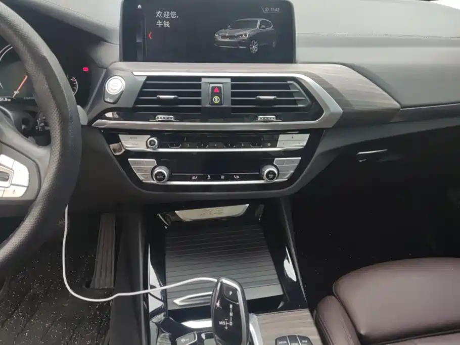 BMW X3 — миниатюра 13