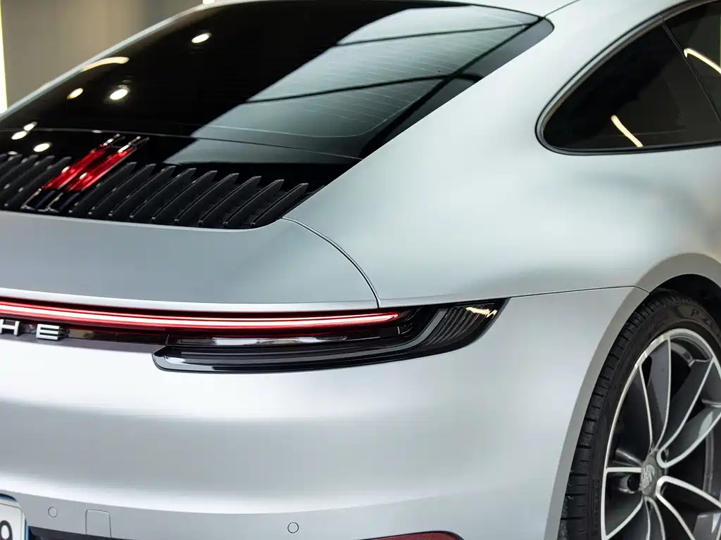 Porsche 911 2023 Carrera 3.0T