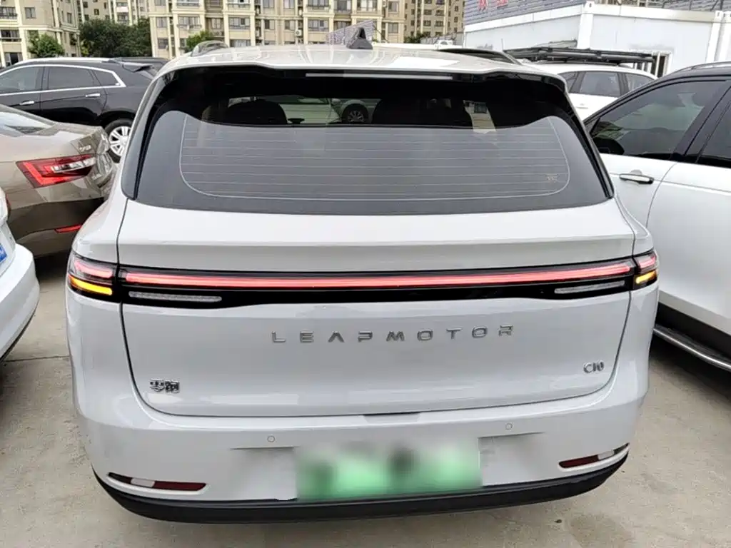 Leapmotor Leapmotor C10 — миниатюра 6