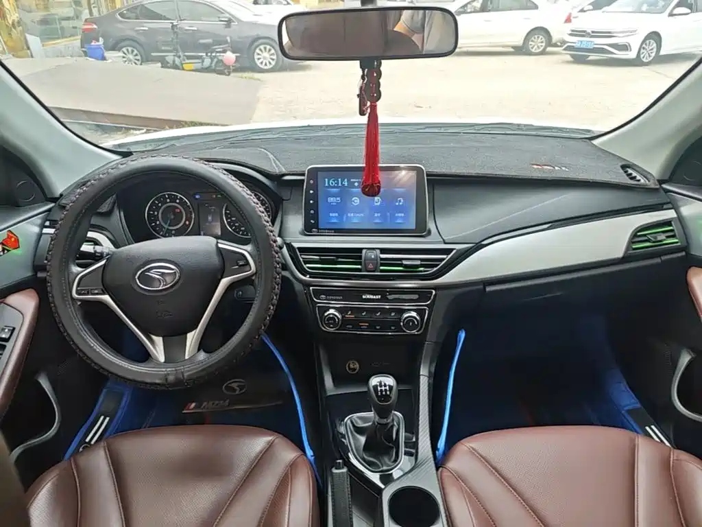Soueast A5 Yiwu — миниатюра 10