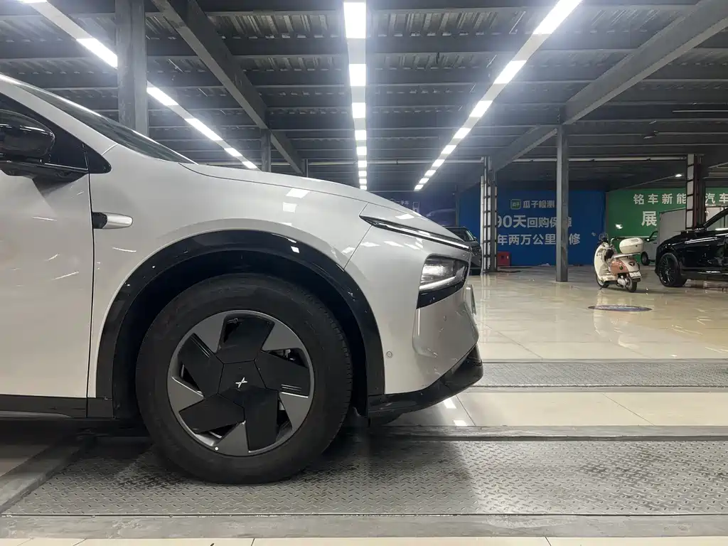 XPeng G7 — миниатюра 4