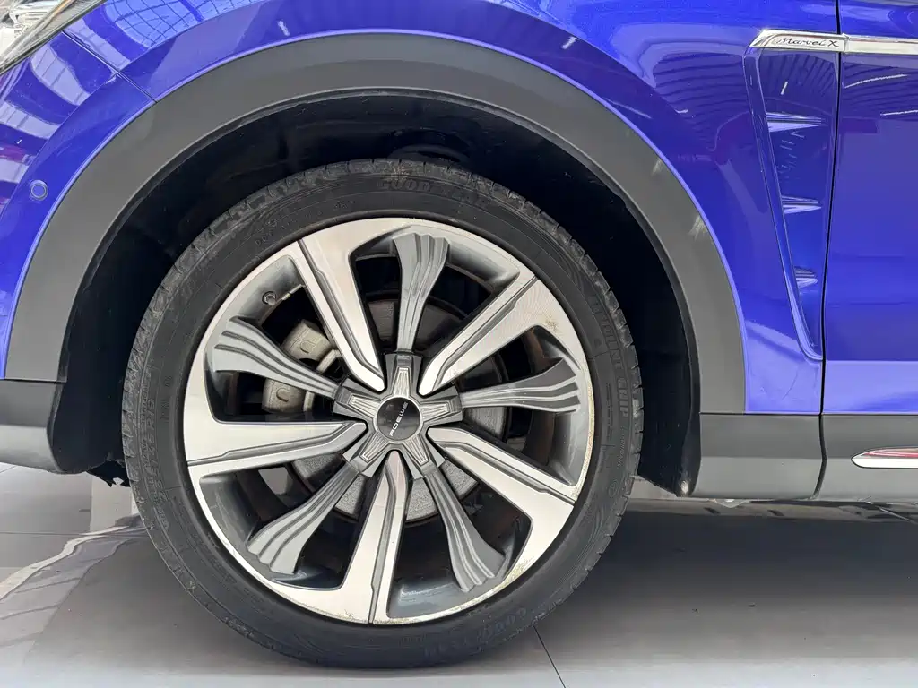 Roewe MARVEL X — миниатюра 21