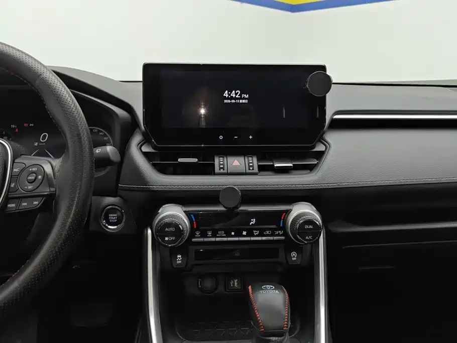 Toyota Wildlander — миниатюра 13