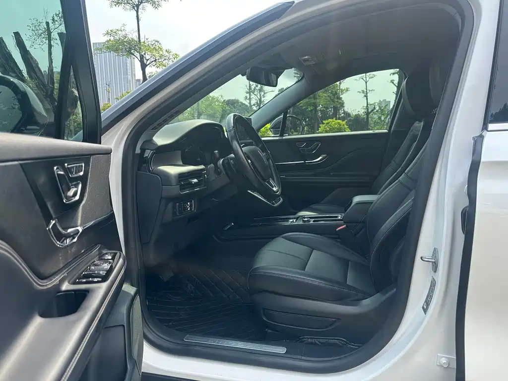 Lincoln Corsair 2.0T 2WD Premium Edition, фото 17