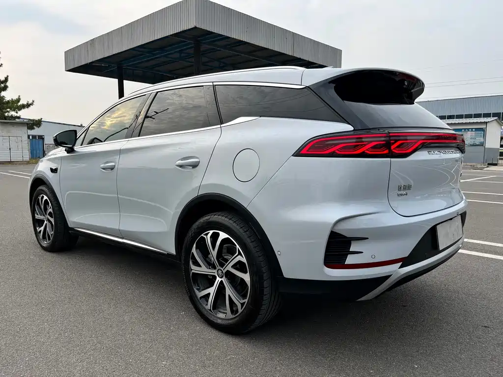 BYD Tang New Energy — миниатюра 8