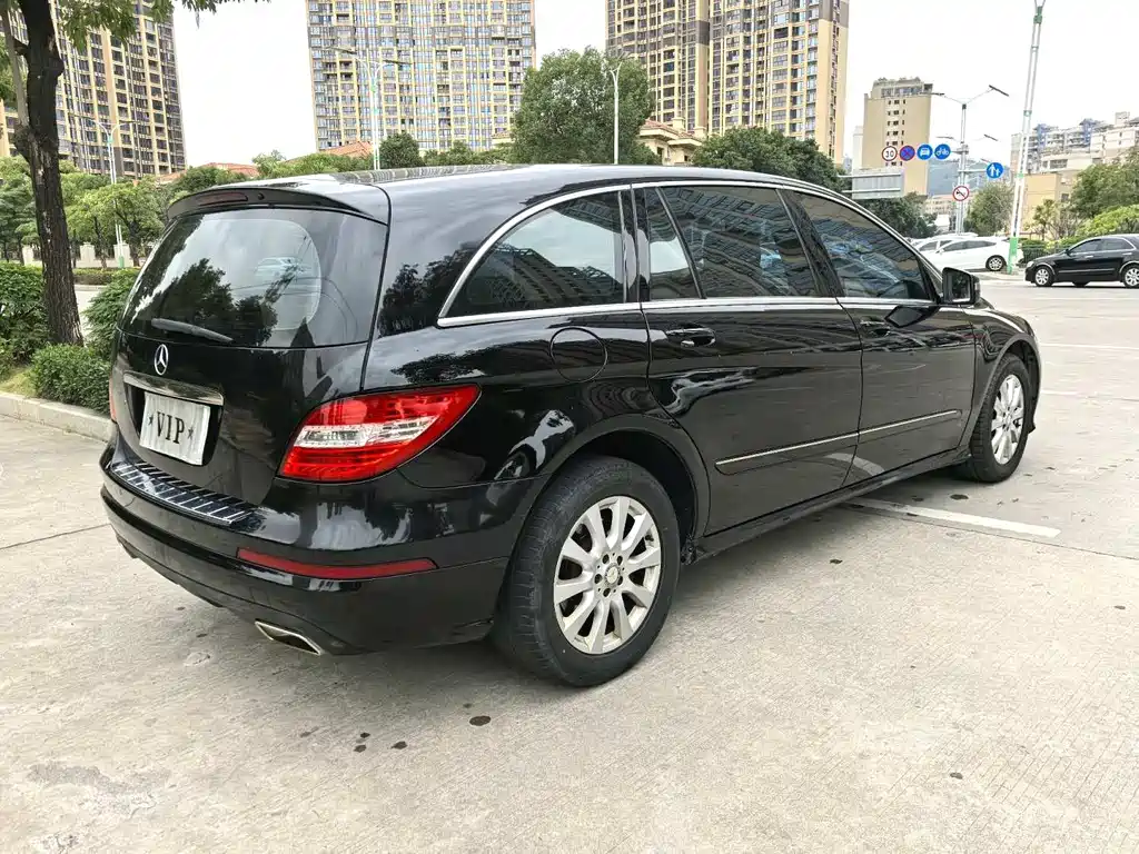 Mercedes-Benz R 2011 R 300 L
