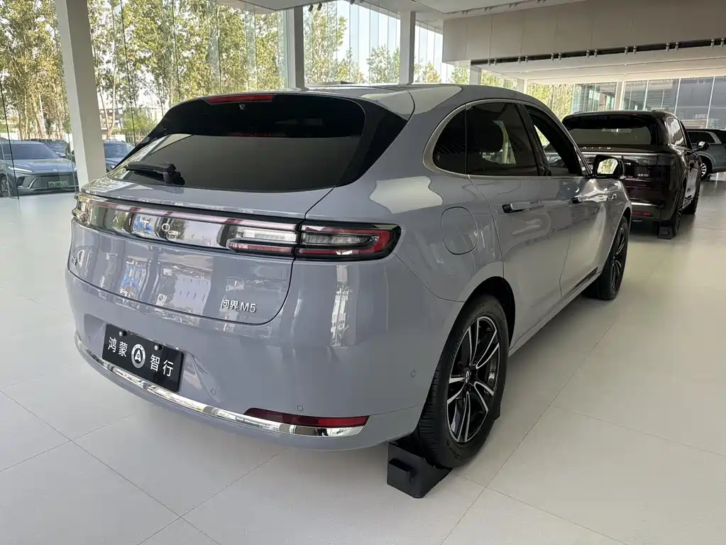 AITO AITO M5 — миниатюра 2