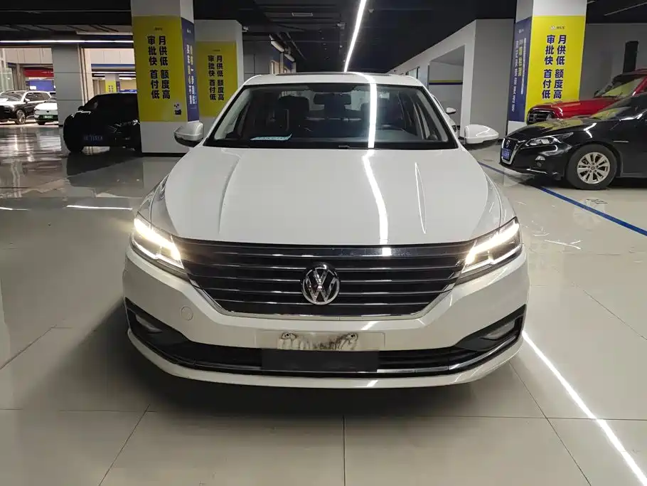 Volkswagen Lavida — миниатюра 2