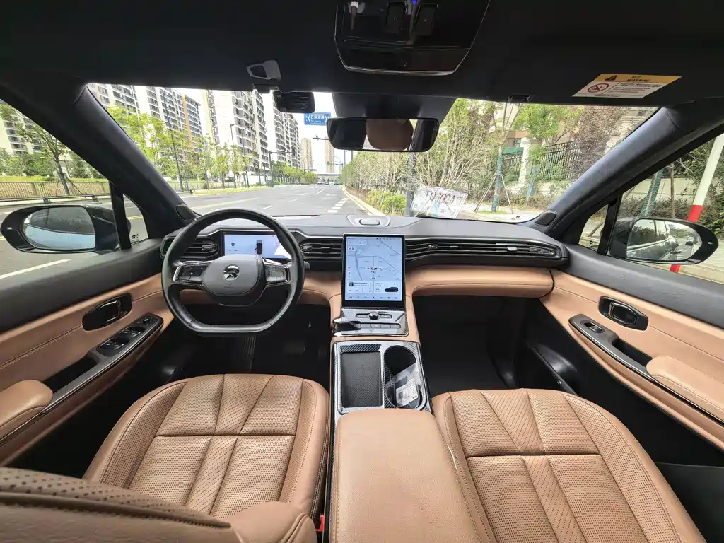 NIO ES8 — миниатюра 10
