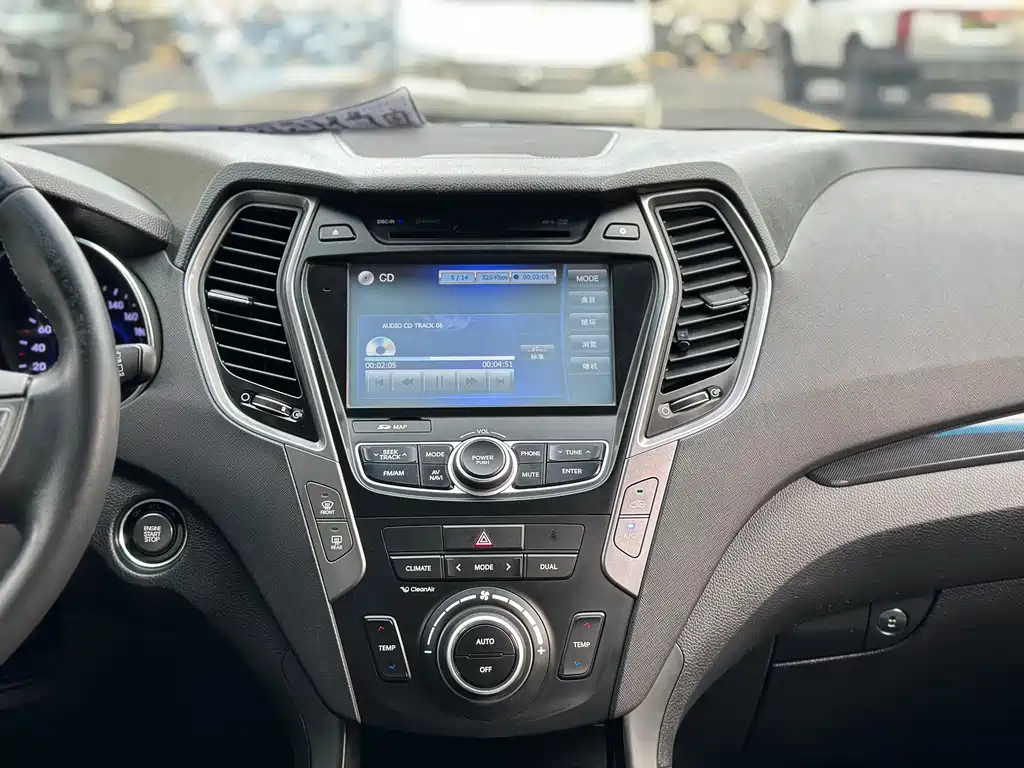 Hyundai Santa Fe — миниатюра 15