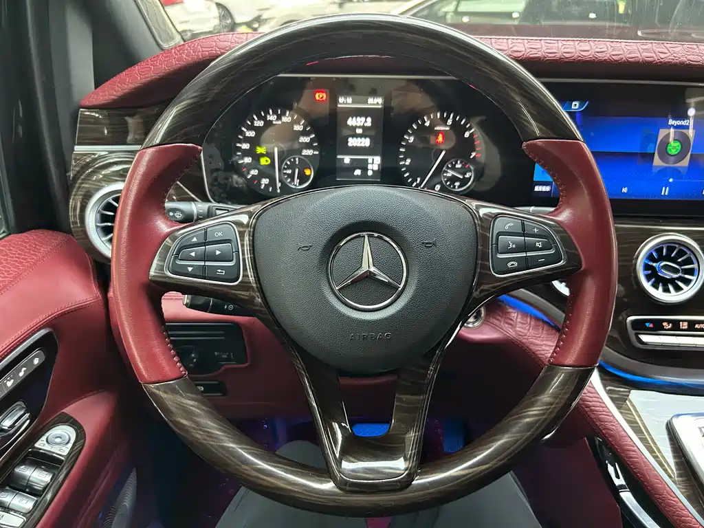 Mercedes-Benz Vito — миниатюра 25
