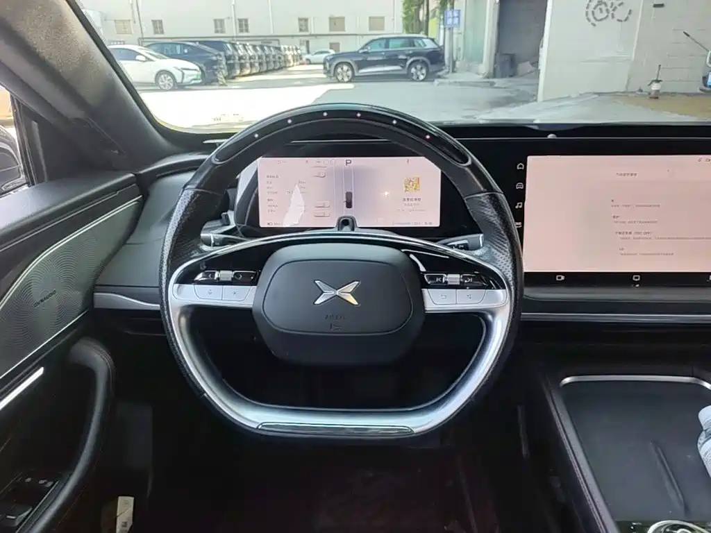 XPeng P7 — миниатюра 15