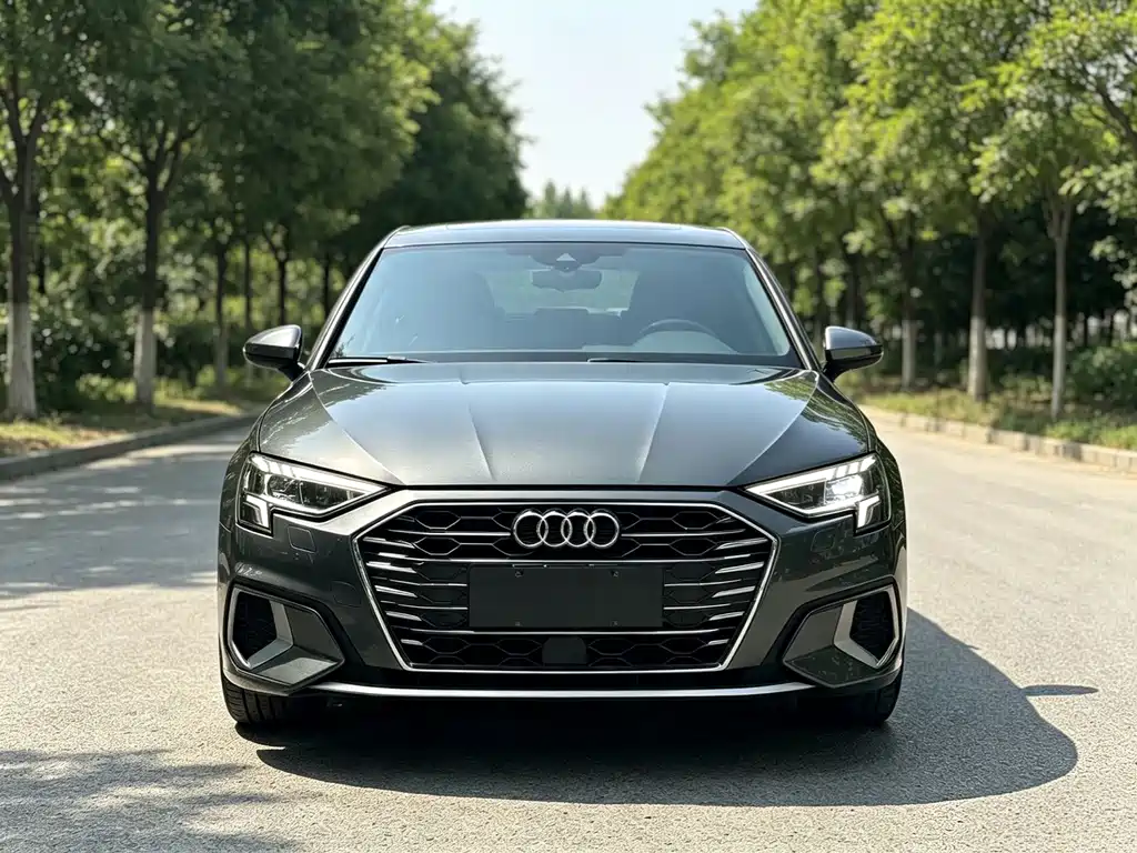 Audi A3 2022 — фото 2