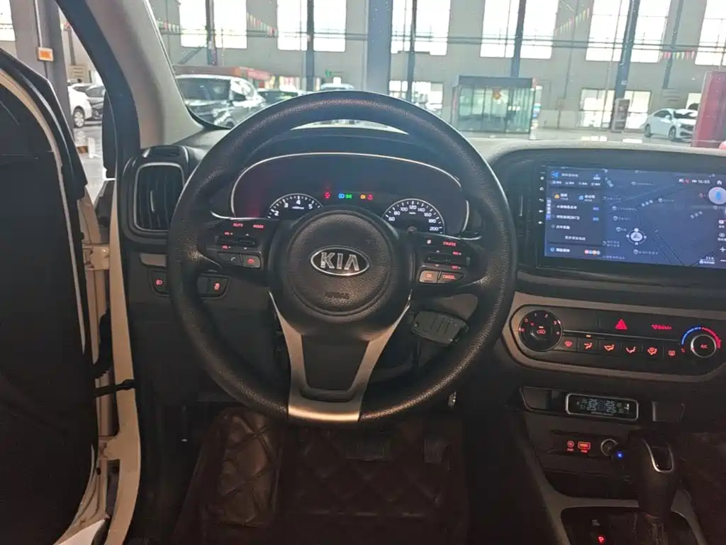 Kia KX3 — миниатюра 11