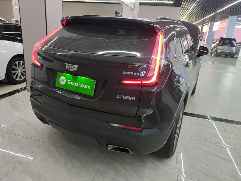 Cadillac XT4 — миниатюра 7