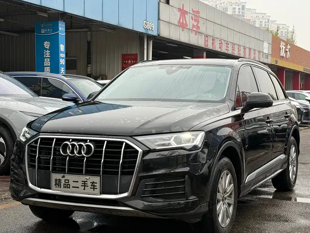 Audi Q7 2024