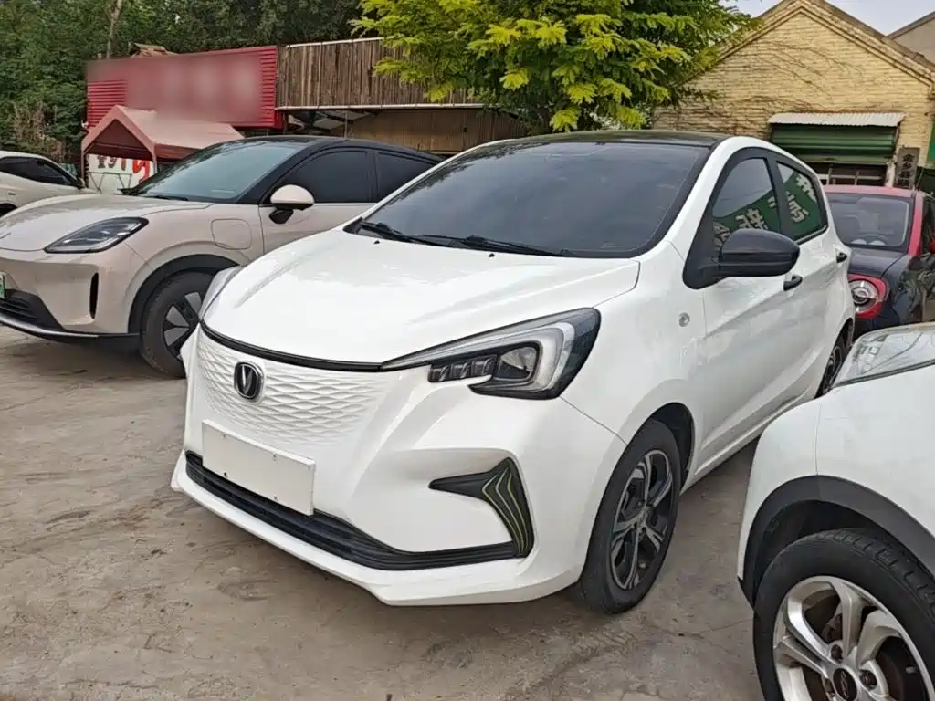 Changan Benben E-Star — миниатюра 2