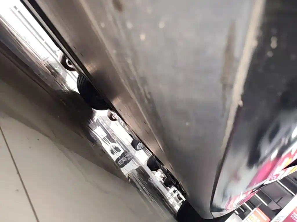 Tesla Model 3 — миниатюра 22