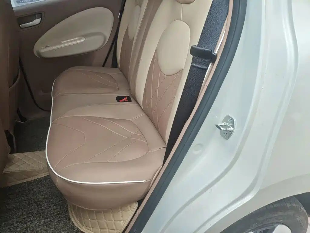 Wuling MINIEV — миниатюра 15