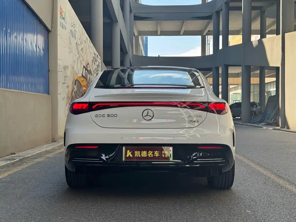 Mercedes-Benz EQE — миниатюра 7