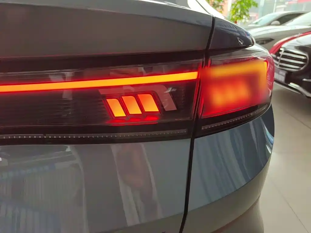 Volkswagen Lamando — миниатюра 8