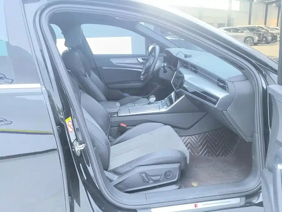 Audi A6L — миниатюра 8