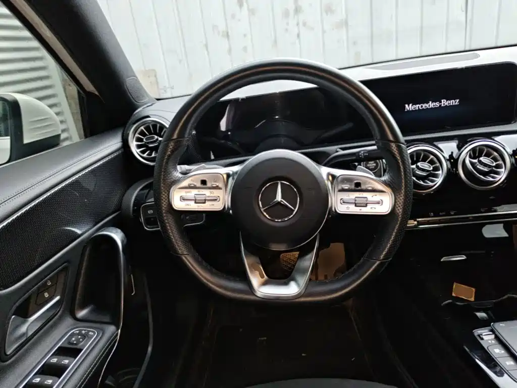 Mercedes-Benz A-Class — миниатюра 15