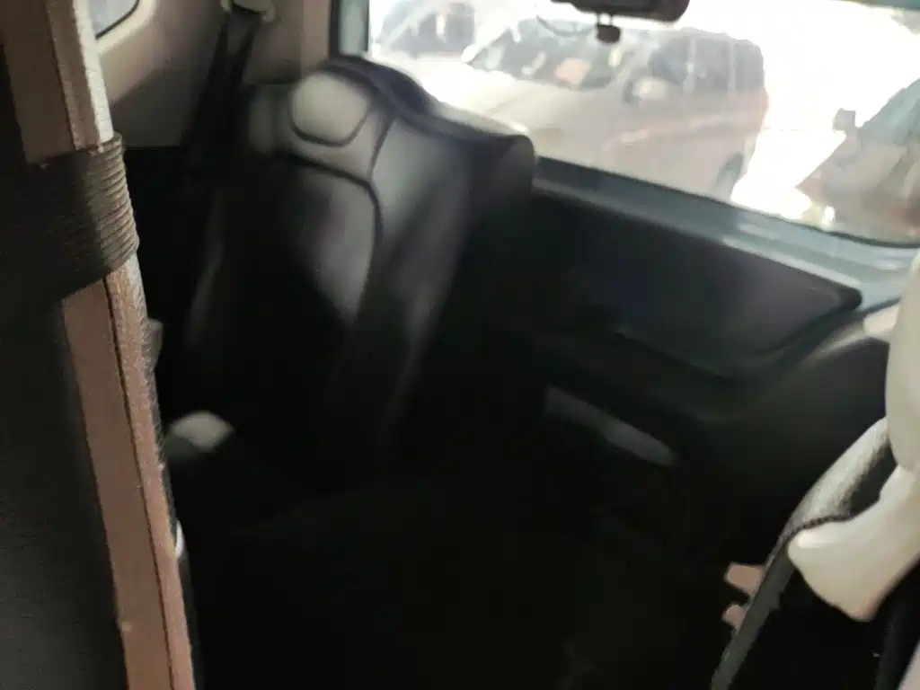 Wuling MINIEV — миниатюра 17