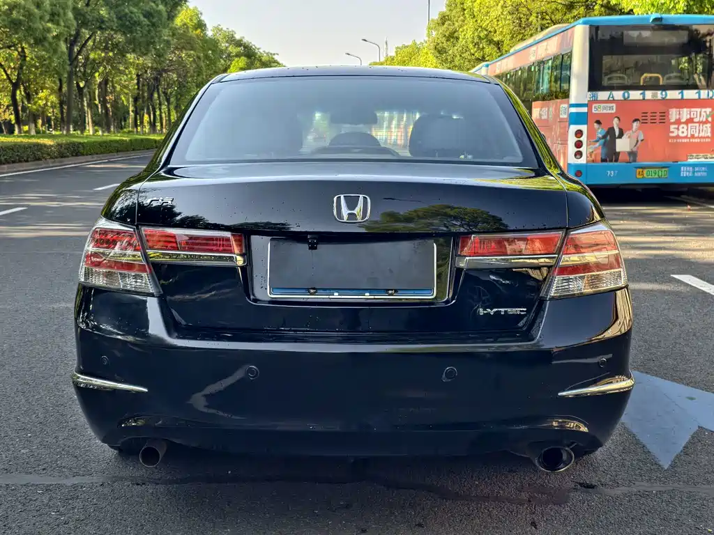 Honda Accord — миниатюра 8