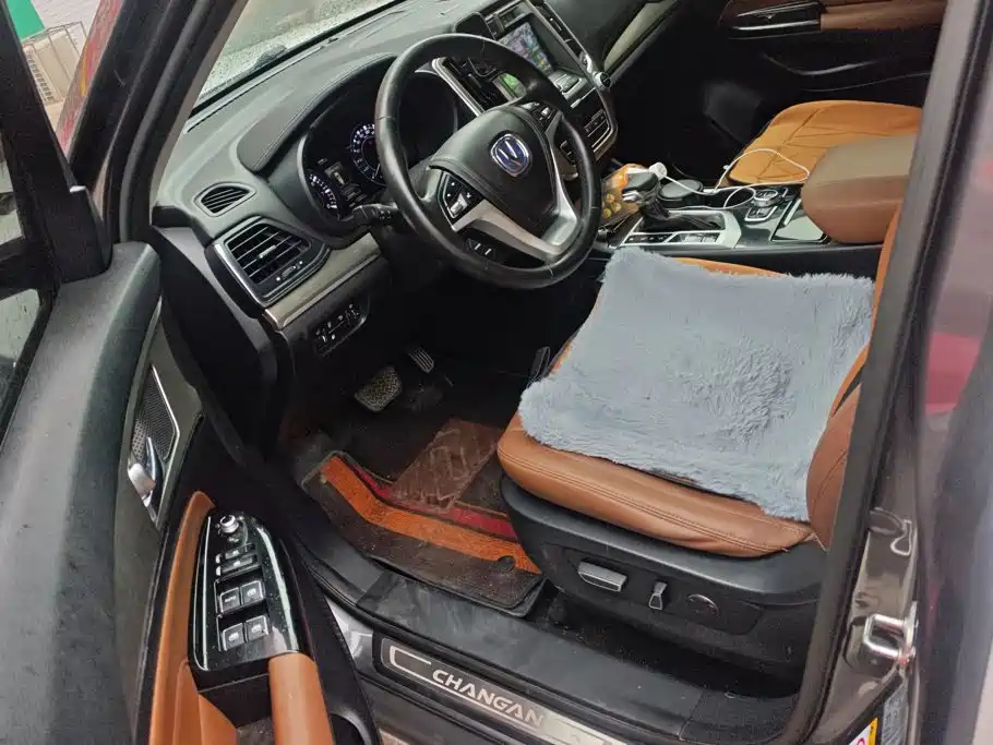 Changan CS95 — миниатюра 9
