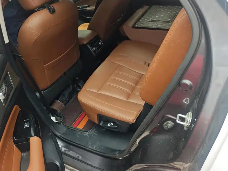 Changan CS95 — миниатюра 11