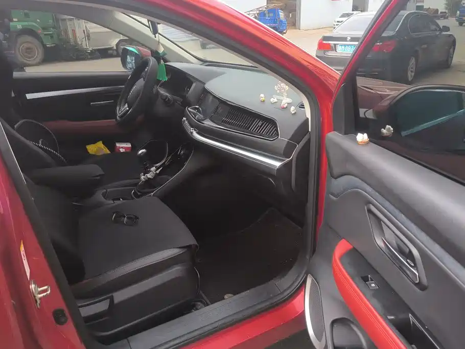 Haval H2s — миниатюра 8