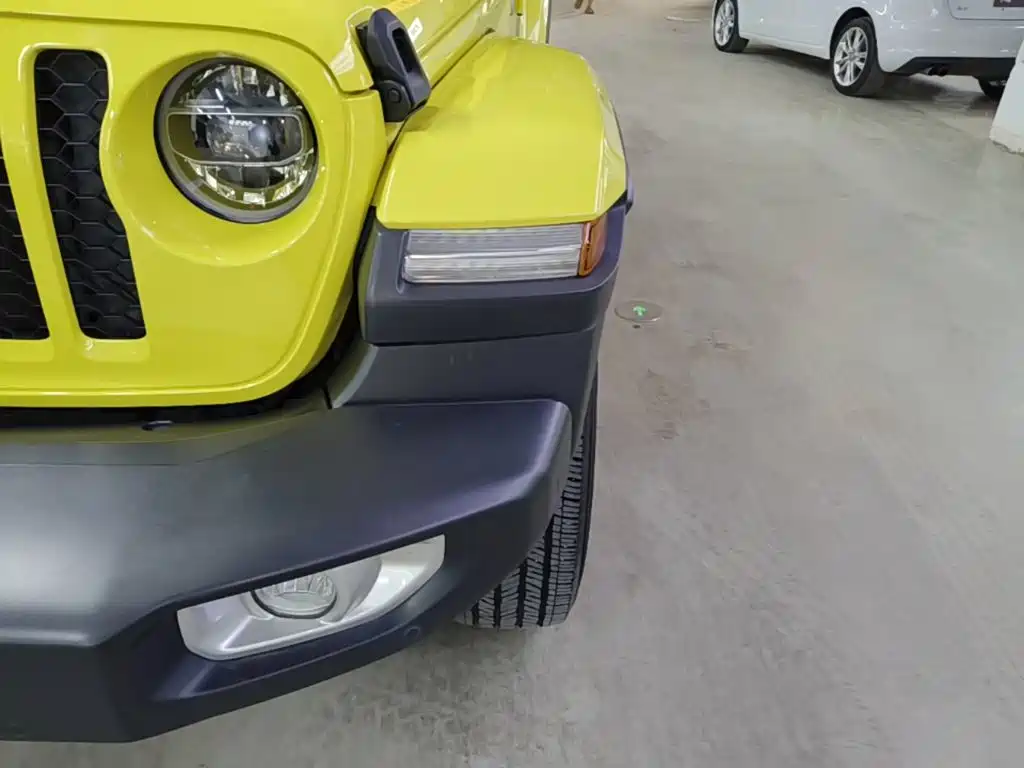 Jeep Wrangler PHEV — миниатюра 24