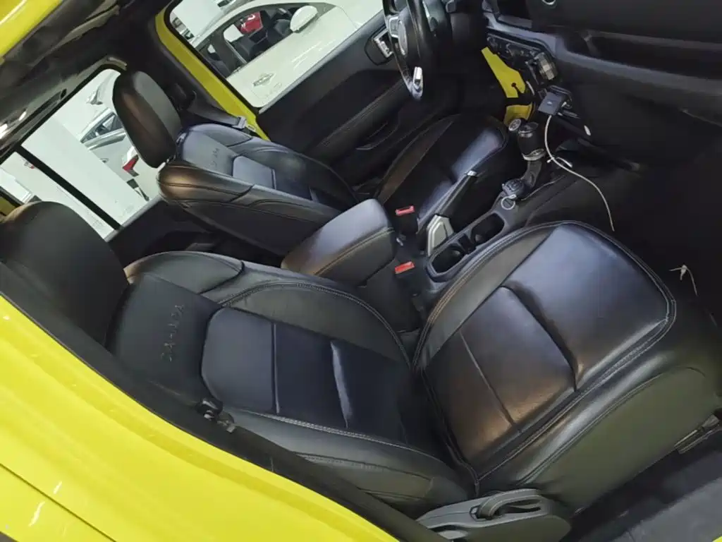 Jeep Wrangler PHEV — миниатюра 25
