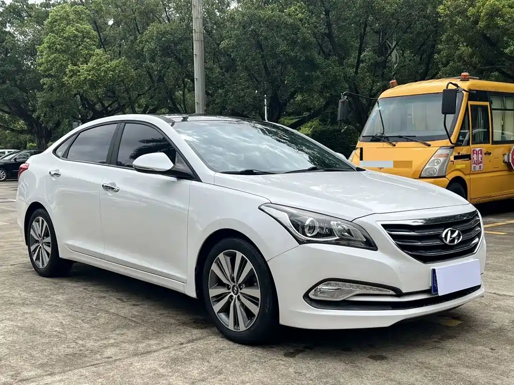 Hyundai Mistra — миниатюра 3