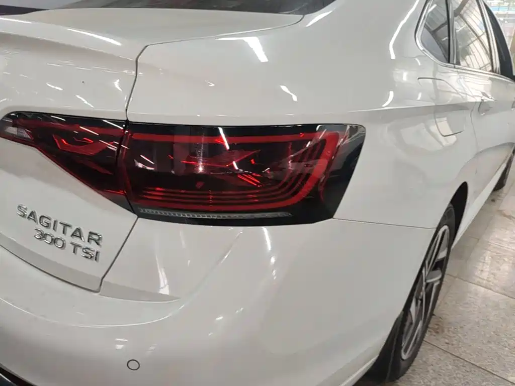 Volkswagen Sagitar — миниатюра 8