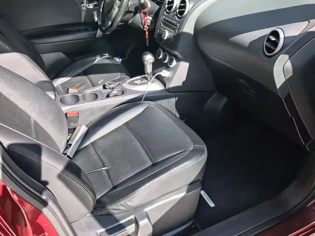 Nissan Qashqai — миниатюра 11