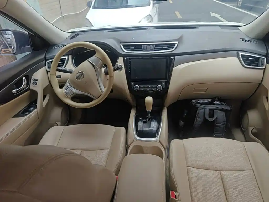 Nissan X-Trail — миниатюра 10