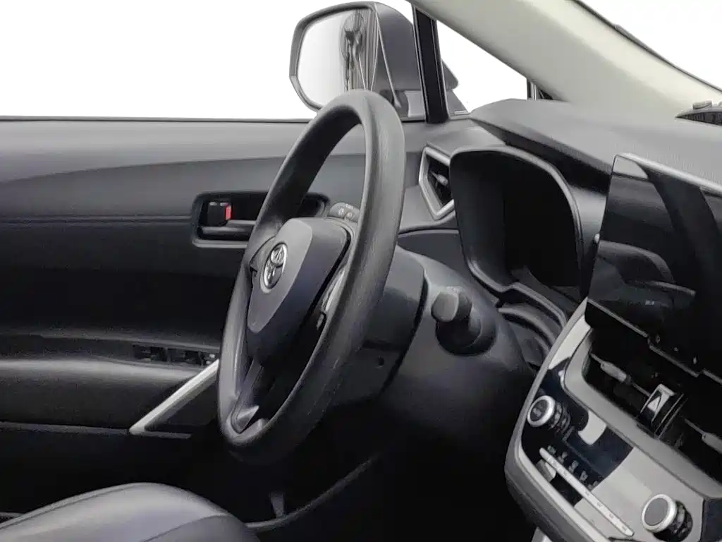 Toyota Corolla Cross — миниатюра 22
