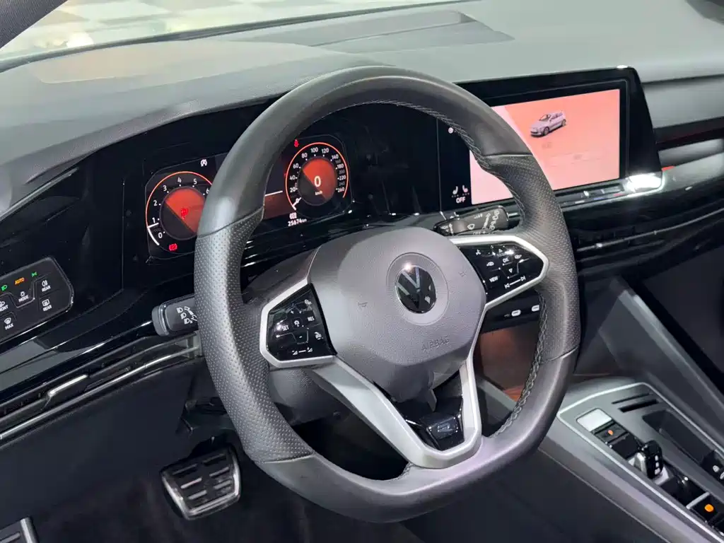 Volkswagen Golf — миниатюра 8