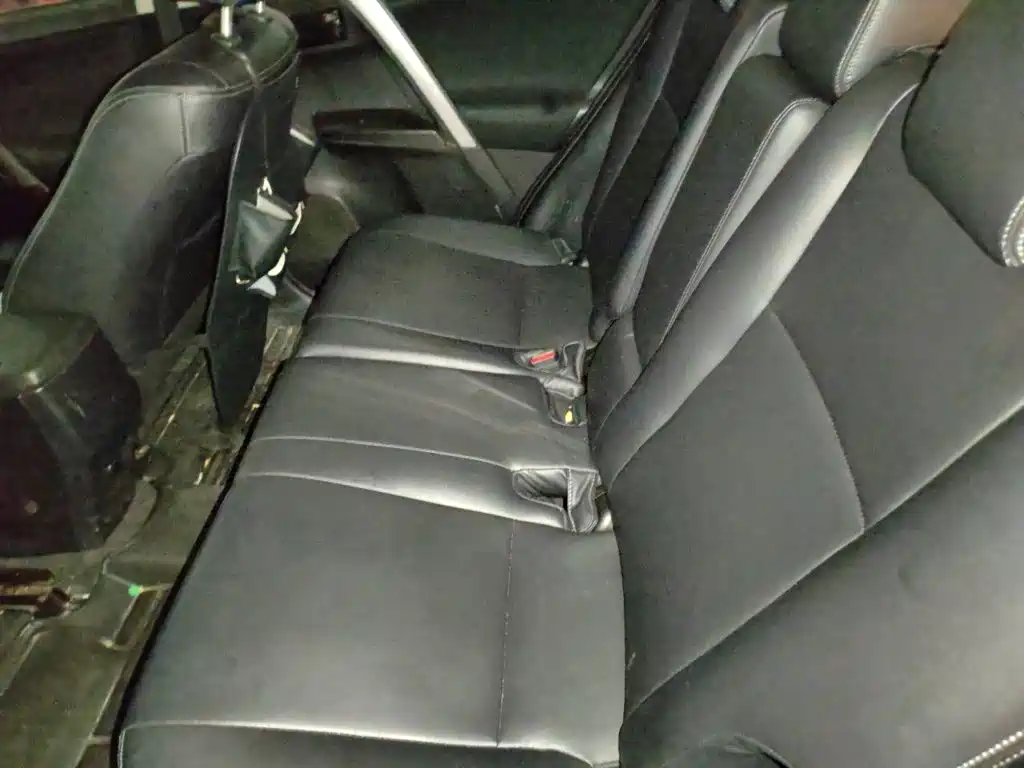 Toyota RAV4 — миниатюра 15