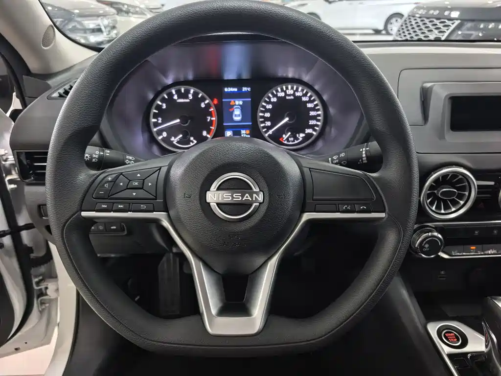 Nissan Sylphy — миниатюра 6
