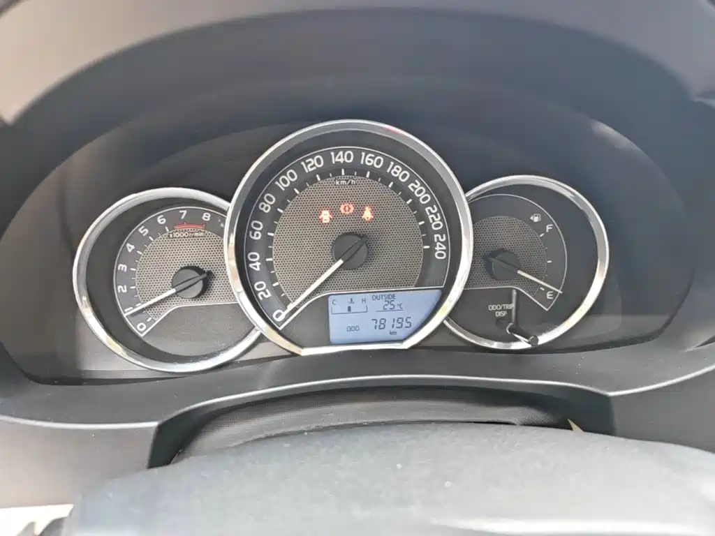 Toyota Corolla — миниатюра 12