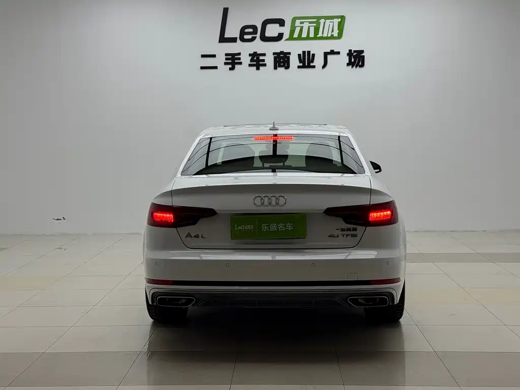 Audi A4L — миниатюра 7