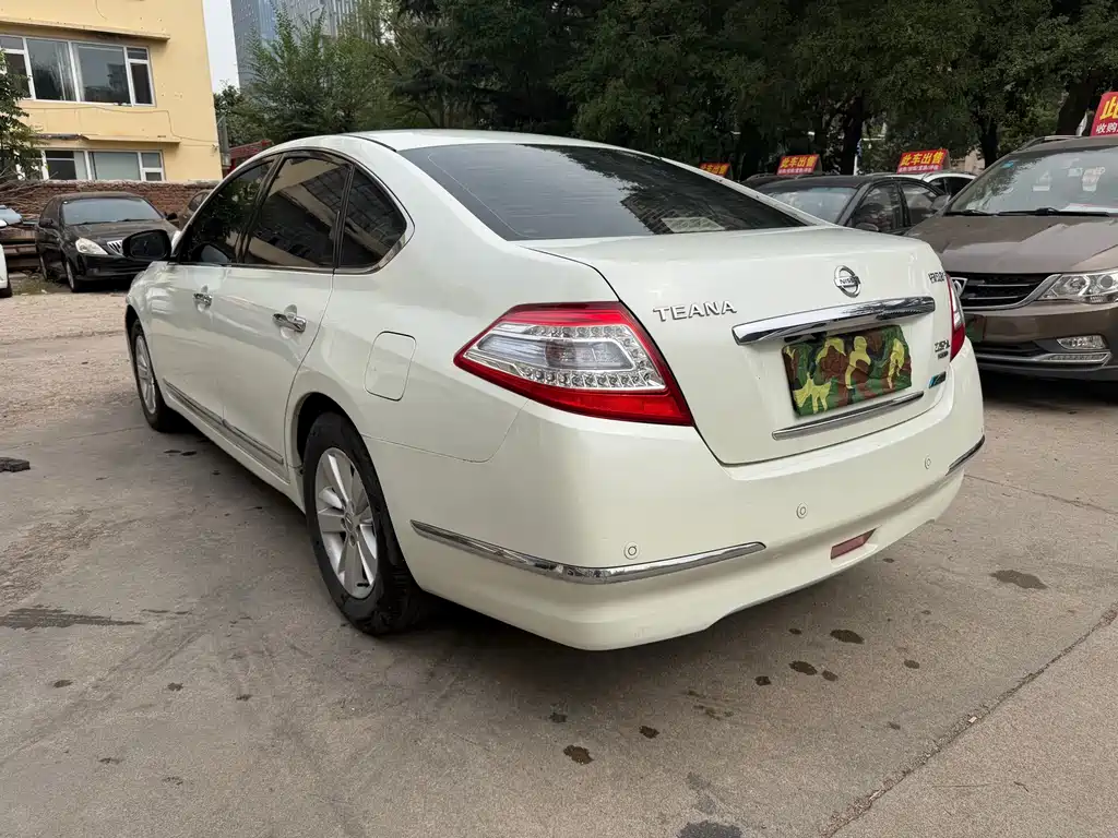 Nissan Teana — миниатюра 9