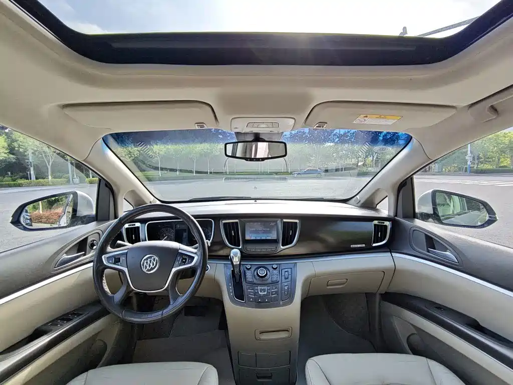 Buick GL8 — миниатюра 4