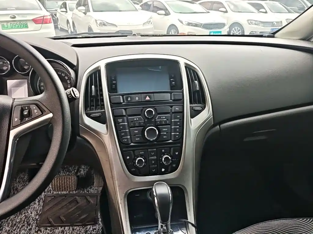 Buick Excelle — фотографии объявления, Фото 13