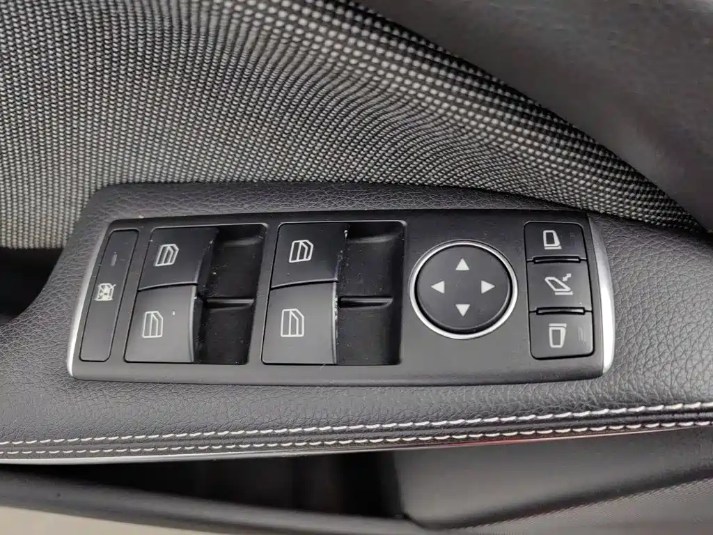 Mercedes-Benz A-Class (Import) — миниатюра 9