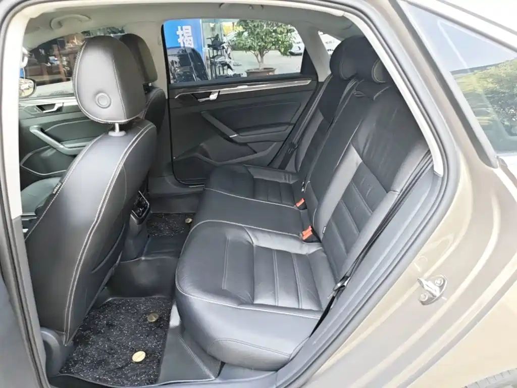 Volkswagen Passat — миниатюра 13